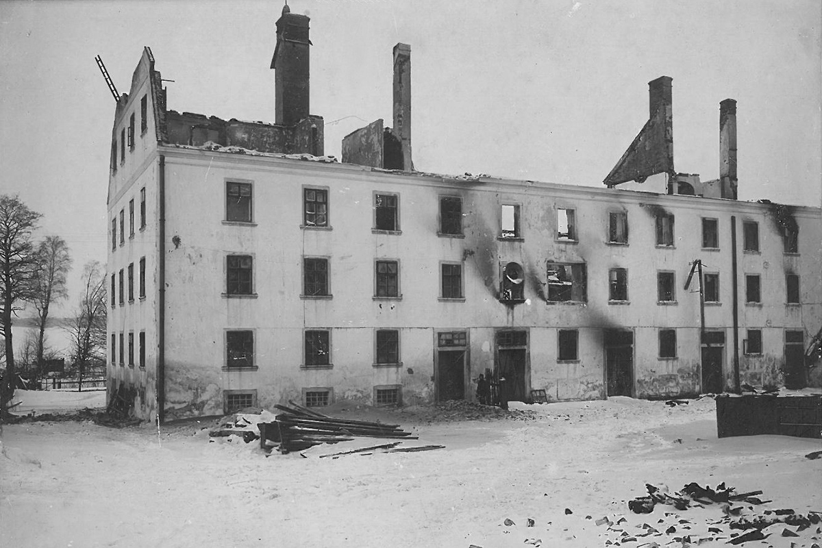 Požár továrny v roce 1923